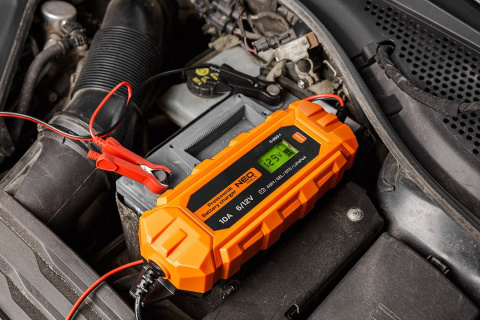 11-893-1 PROSTOWNIK AUTOMATYCZNY 10A/160W, 3-200AH, DO AKUMULATORÓW KWASOWYCH/AGM/GEL NEO TOOLS