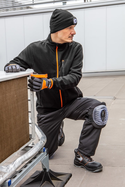 ZESTAW 81-621=D1 CZAPKA Z LATARKĄ NEO TOOLS + 81-628 KOMIN PREMIUM ZIMOWY