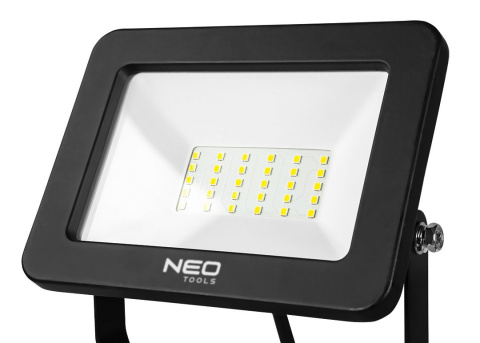 99-062 REFLEKTOR PODWÓJNY 2X50W SMD LED 8500LM 230V NA STATYWIE 1.8M NEO TOOLS