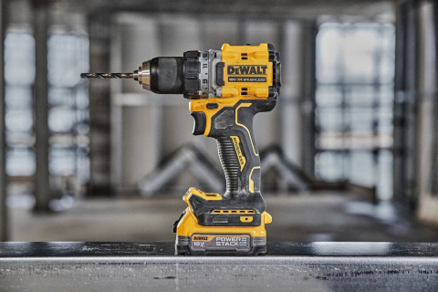 DCD800E2T-QW Akumulatorowa wiertarko-wkrętarka 18V 2x1,7Ah DeWalt