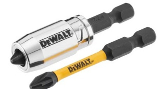 DEWALT KOŃCÓWKI UDAROWE PZ2 + UCHWYT Z PIERŚCIENIEM MAGNETYCZNYM DT70535T