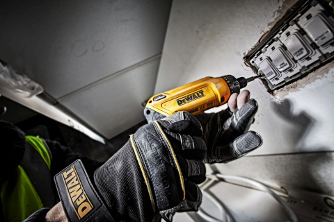 ZESTAW-WKRĘTAK AKUMULATOROWY 7.2V 2*1.0AH DCF680G2 DEWALT