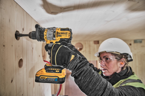 DeWalt Wiertarko wkrętarka AKUMULATOROWA Zakrętarka udarowa 18V XR 2x 5,0Ah