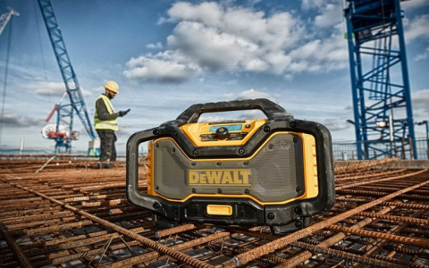 DCR027-QW 18V 54V Radio z Bluetooth DeWalt