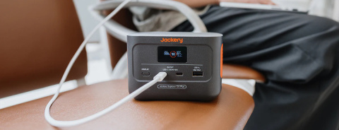 Stacja zasilania PowerBank Jackery Explorer 100 Plus