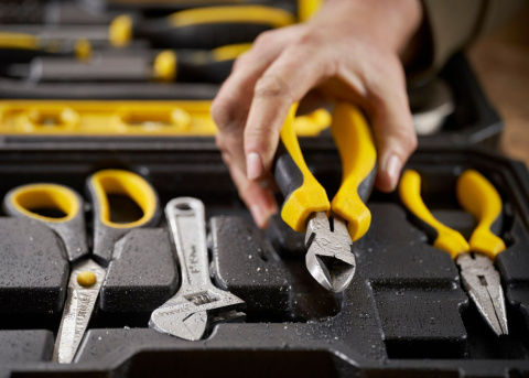 STANLEY 28 ELEMENTOWY ZESTAW NARZĘDZI W WALIZCE STHT78050-1