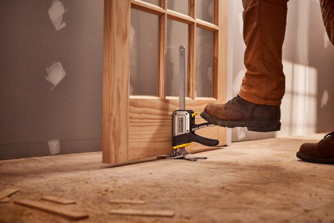 Podnośnik TradeLift 150 kg, pojedyncze do mebli płyt drzwi okien STANLEY FATMAX FMHT83550-1