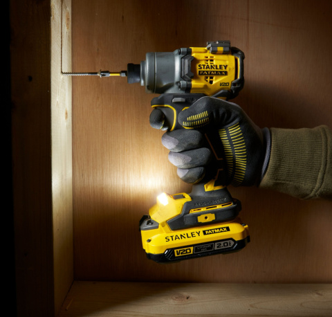 STANLEY ZAKRĘTARKA UDAROWA V20 SFMCF830B 203Nm BL