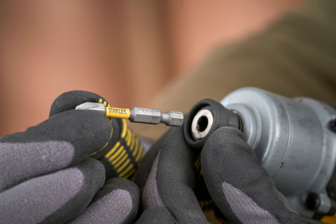 STANLEY ZAKRĘTARKA UDAROWA V20 SFMCF830B 203Nm BL