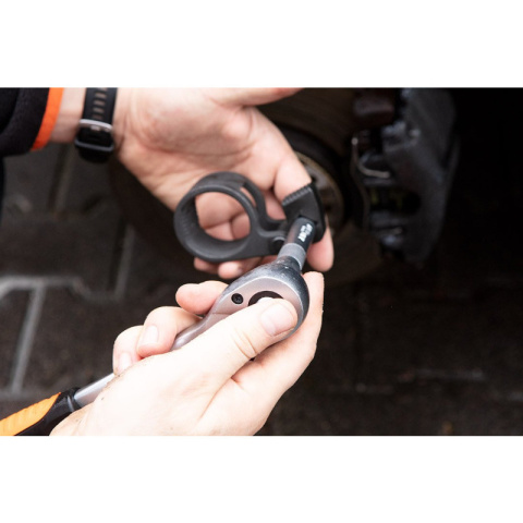 Uniwersalny klucz do odkręcania drążków kierowniczych 27 - 42mm ściągacz NEO TOOLS 11-875