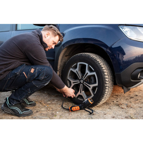 Lampka latarka warsztatowa 800lm z wbudowanym kompresorem NEO TOOLS kompresor 99-130