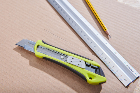 Nóż łamany nożyk tapicerski Ryobi RSK18