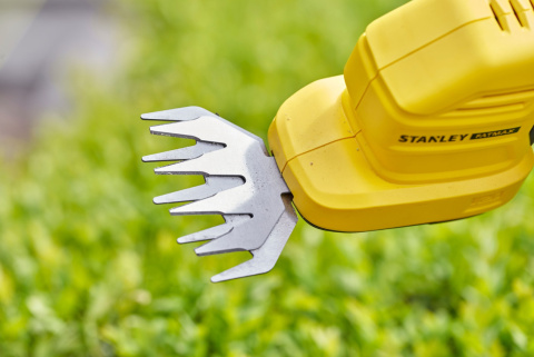 Nożyce akumulatorowe do trawy ogrodowe Stanley Fatmax STCSS20B-XJ