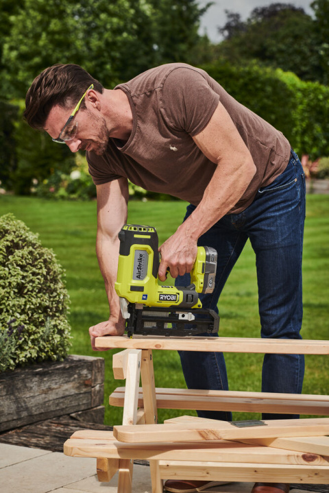 Sztyfciarka Gwoździarka akumulatorowa16G AirStrike 18V ONE+ R16GN18-0 RYOBI