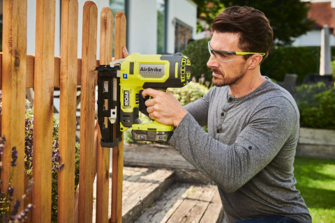 Sztyfciarka Gwoździarka akumulatorowa16G AirStrike 18V ONE+ R16GN18-0 RYOBI