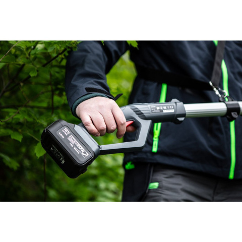 Pilarka nożyce na wysięgniku akumulatorowa elektryczne do żywopłotu Graphite 58G098