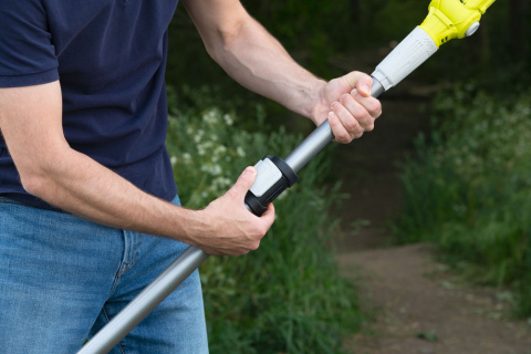 Sekator na wysięgniku Ryobi ONE+ RY18PLA-0 Akumualtorowe Do Gałęzi RY18PLA-0