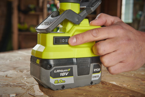 Wentylator wiatrak Zaciskowy biurkowy 10cm Akumulatorowy 18V ONE+ RCF18-0 RYOBI