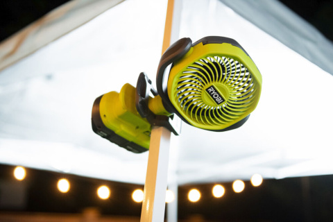 Wentylator wiatrak Zaciskowy biurkowy 10cm Akumulatorowy 18V ONE+ RCF18-0 RYOBI