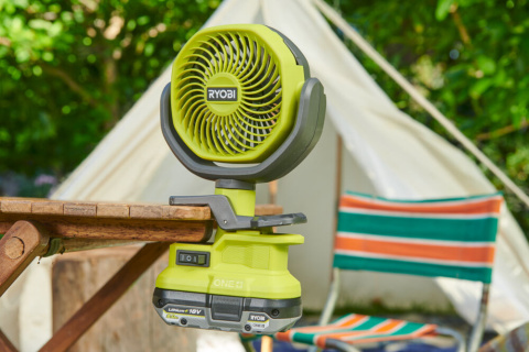 Wentylator wiatrak Zaciskowy biurkowy 10cm Akumulatorowy 18V ONE+ RCF18-0 RYOBI