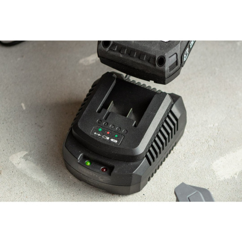 Zestaw Akumulator 4Ah + Ładowarka - Bateria BOOST UP - GRAPHITE NEO Energy+