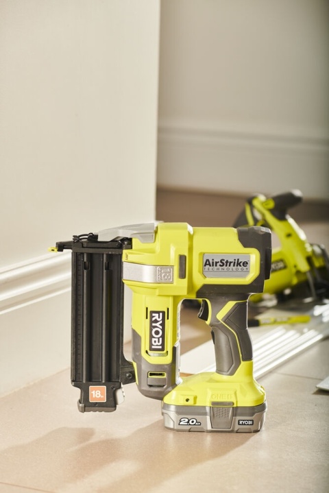 AKUMULATOROWA GWOŹDZIARKA SZTYFCIARKA 18G 18V ONE+ R18GN18-0 RYOBI