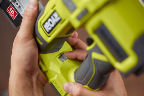 AKUMULATOROWA GWOŹDZIARKA SZTYFCIARKA 18G 18V ONE+ R18GN18-0 RYOBI