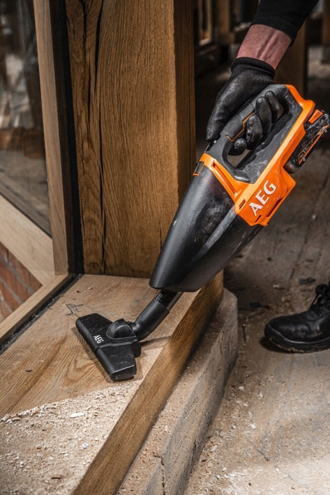 ODKURZACZ AEG AKUMULATOROWY Urządzenie do odsysania kurzu Mocna siła18 V BHSS18C-0