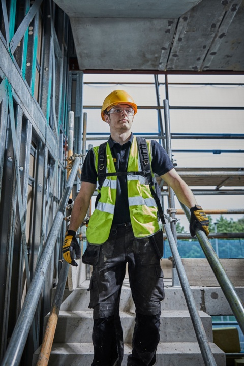 Plecak narzędziowy o pojemności dla montera mocny 40 L 25 kg DEWALT DWST81690-1