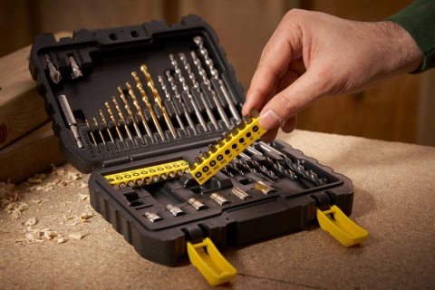 STANLEY ZESTAW WIERTEŁ I BITÓW W WALIZCE 50 ELEMENTÓW STA88546