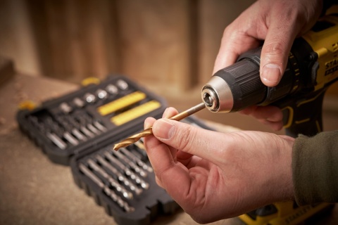 STANLEY ZESTAW WIERTEŁ I BITÓW W WALIZCE 50 ELEMENTÓW STA88546