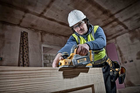 Strug akumulatorowe DeWalt DCP580N 18V 82mm AKUMULATOROWY XR