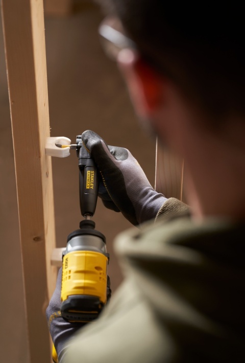 Adapter kątowy do bitów Nasadka kątowa + Bity udarowe STANLEY STA88582-XJ