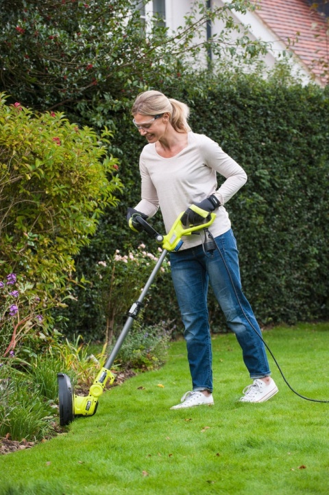 ELEKTRYCZNA KOMPAKTOWA PODKASZARKA KOSA DO TRAWY 600W 30CM RLT6130 RYOBI