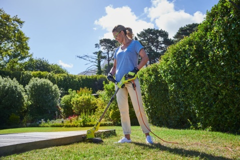 ELEKTRYCZNA KOMPAKTOWA PODKASZARKA KOSA DO TRAWY 600W 30CM RLT6130 RYOBI