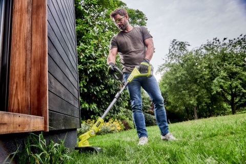 Nożyce do żywopłotu 55cm i podkaszarka 30cm 18V ONE+ w zestawie z akumulatorem 2.0Ah i ładowarką RY18LT18HTA-120