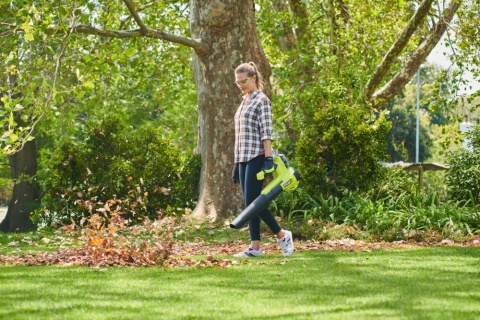 Dmuchawa Ryobi regulacja mocy ogrodowa RY18BLB-0 AKU 18V