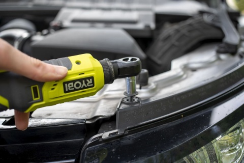 GRZECHOTKA AKUMULATOROWA KLUCZ ZAPADKOWY DO ŚRUB 1/4" 18V 60 Nm RYOBI R18RW2-0