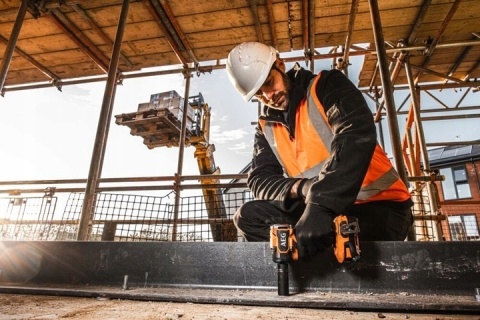 KLUCZ UDAROWY AKUMULATOROWY SUBKOMPAKTOWY DO KÓŁ 280Nm 1/2 18V AEG BSS18S12BL2-0