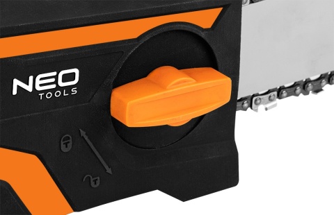 Pilarka piła łańcuchowa 1800W prowadnica 405mm gałęziówka do drewna NEO TOOLS 04-632