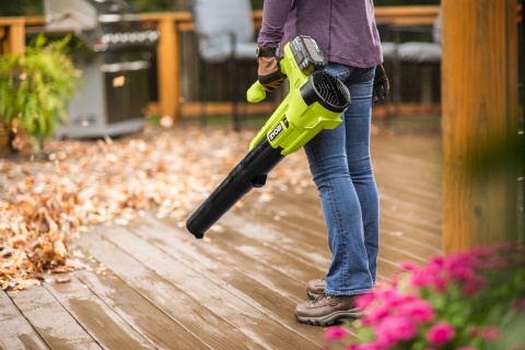 DMUCHAWA AKUMULATOROWA BEZPRZEWODOWA TECHNOLOGIA TURBO JET 18V ONE + RYOBI RY18BLA-0