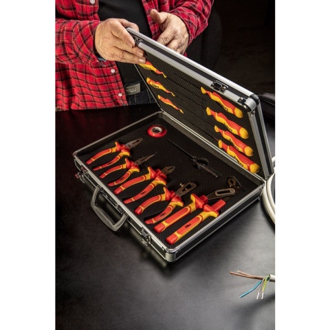 Zestaw szczypiec i wkrętaków 1000V narzędzia dla elektryka 13 sztuk w walizce NEO TOOLS 01-234