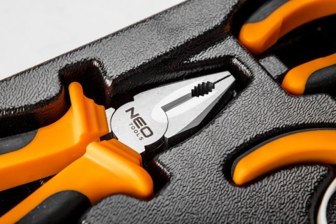 SZCZYPCE ZESTAW 5 SZTUK WKLADKA NEOTOOLS z wysokiej jakości stali hartowane indukcyjnie 84-230