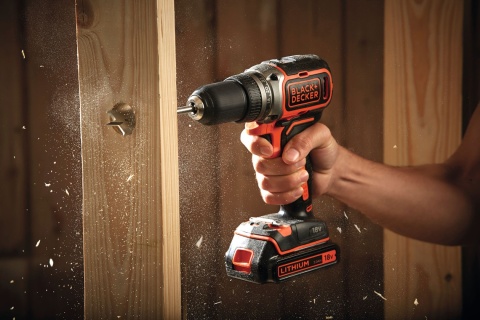 Wkrętarka akumulatorowa 18V 52Nm 2x2Ah bezszczotkowa Black Decker BL186K1B2