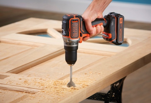 Wkrętarka akumulatorowa 18V 52Nm 2x2Ah bezszczotkowa Black Decker BL186K1B2