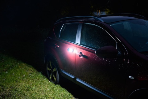 ZESTAW OŚWIETLENIOWY SURVIVALOWY TURYSTYCZNY 3 W 1 LAMPA LATARKA 99-132 NEO TOOLS