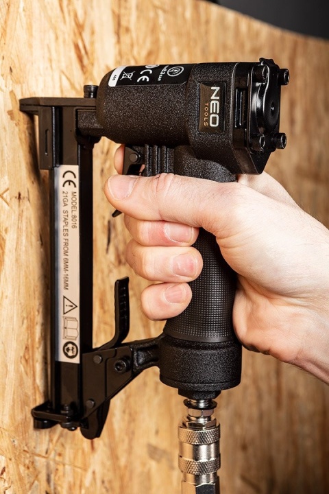 ZSZYWKI GALWANIZOWANE DO ZSZYWACZA PNEUMATYCZNEGO GA18 TYP 90 DŁUGOŚĆ 20 MM 4000 szt 14-623 NEO TOOLS