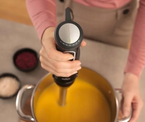 Blender ręczny MultiQuick 5 Pro 1000 W szybki i wydajny do miksowania i siekania BRAUN MQ55254M