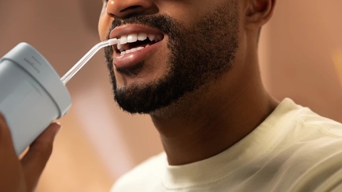 Irygator do zębów niebieski Sonicare Compact Flosser Philips 1000 HX3333/24