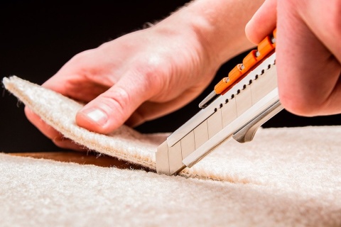 Nóż z Ostrzem Łamanym 18 mm Metalowy Korpus Tapeciak Introligatorski NEO TOOLS 63-011